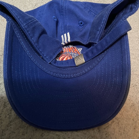 Knicks hat - Picture 2 of 2